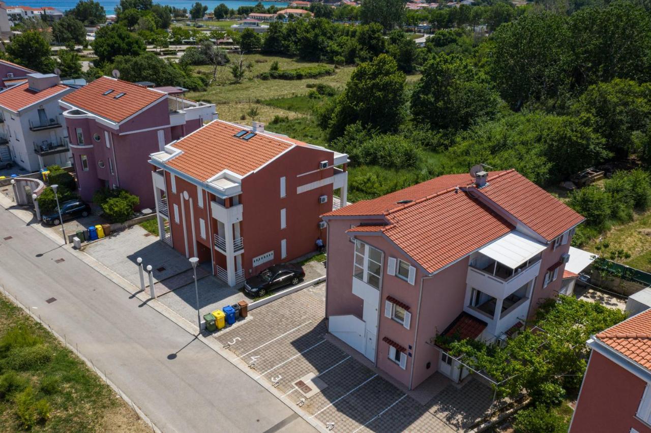 Apartments La Natalli Baska  Bagian luar foto